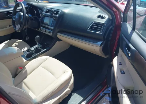 2015 Subaru Outback 2.5I Limited z USA, uszkodzony, nr VIN 4S4BSBLC8F3324840